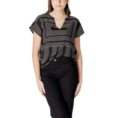 Jacqueline De Yong Black Viscose T-Shirt - Essential Women’s Staple