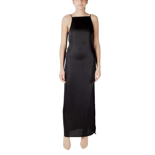 ONLCHIGO Life Strap Satin Maxi Wvn Dress by Only