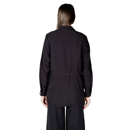Only ONLARIS LIFE 4/5 FEM CARGO JACKET CC WVN 15310852 Black Viscose Shirt