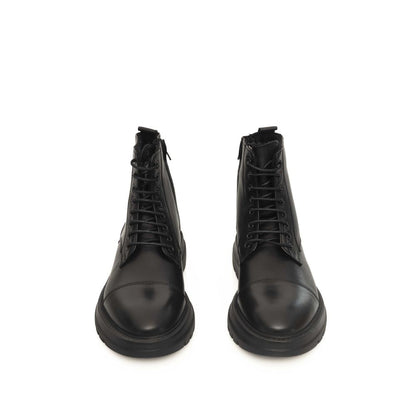 Cerruti 1881 Black Cowhide Boot - Timeless Elegance