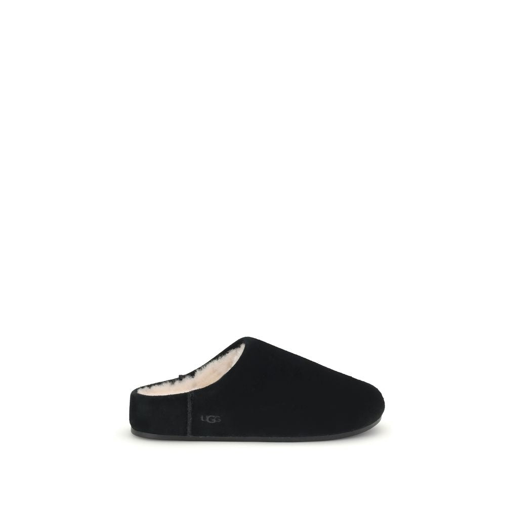 UGG Elea Slip-On: Contemporary Comfort Meets Timeless Style