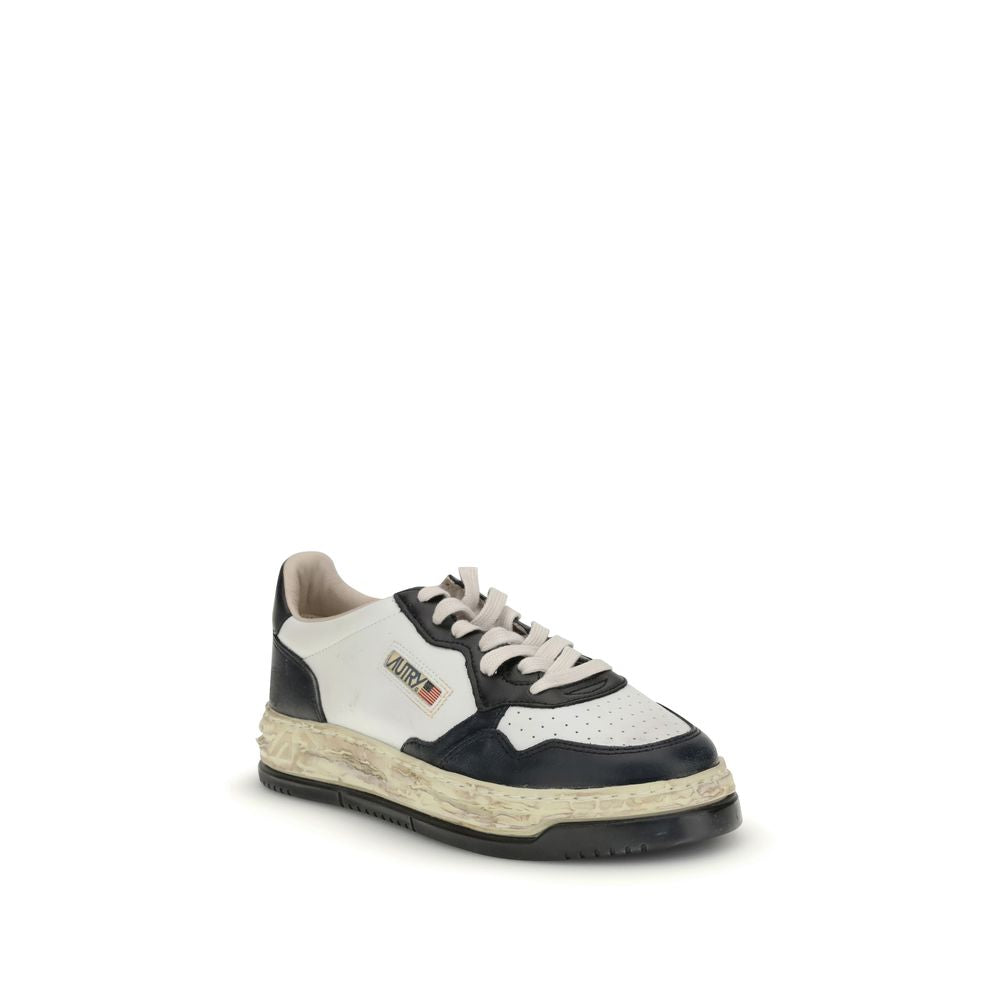 Autry Medalist x Mihara - Exclusive Capsule Collection Sneakers