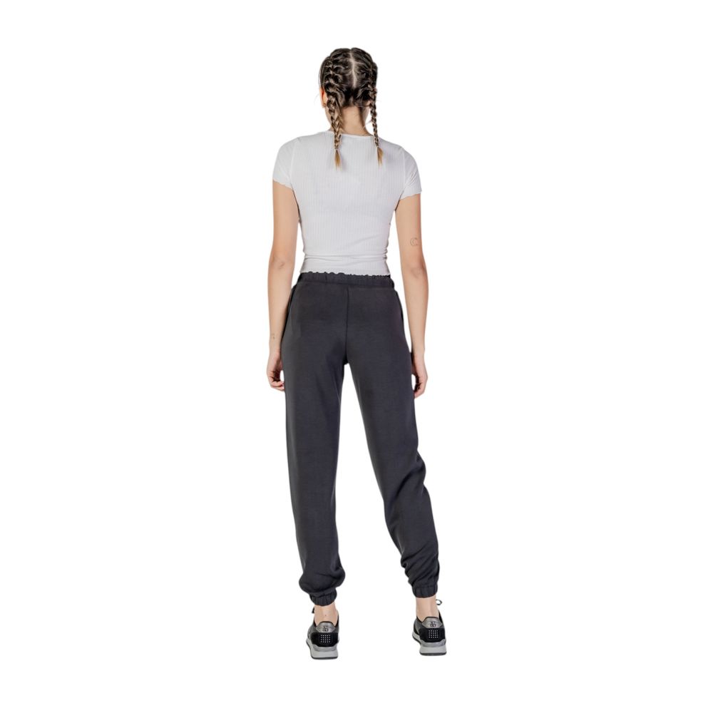 Guess Active OLYMPE JOGGER V5RB11 KCAY2 Women’s Sweatpants