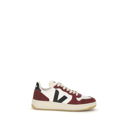 Veja V-10 Sneaker - Stylish & Sustainable