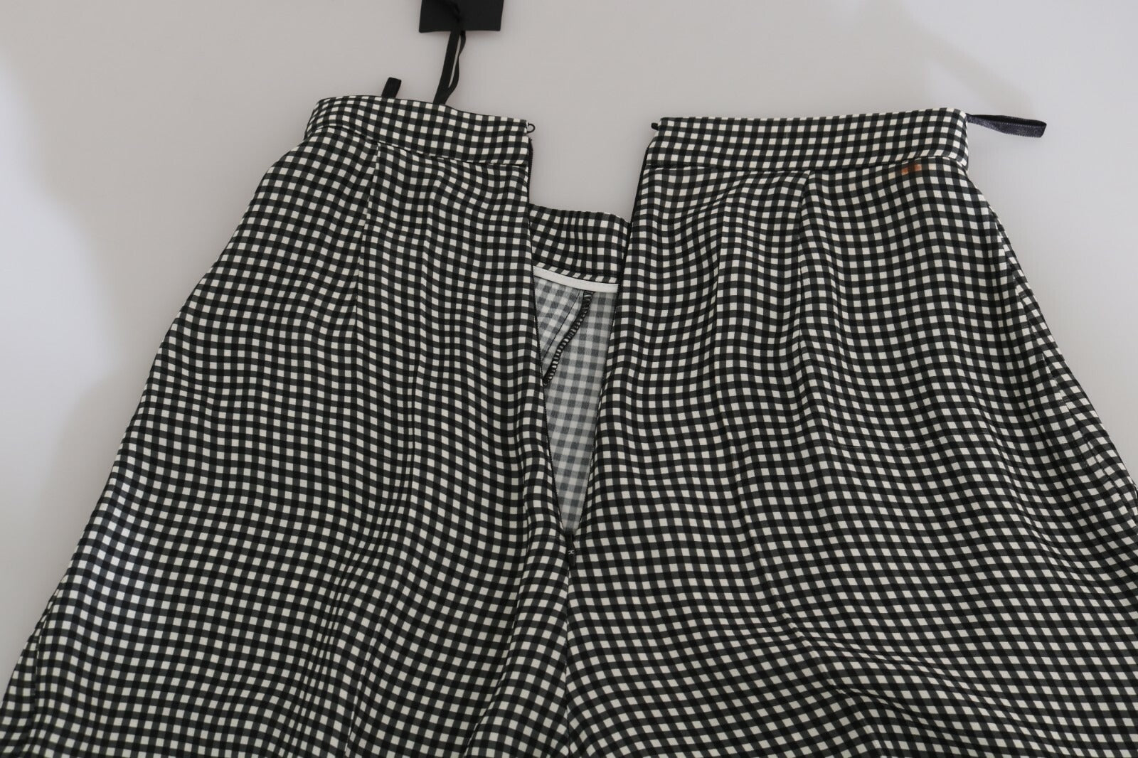 Elisabetta Franchi Black and White Checkered Stretch Skirt Shorts