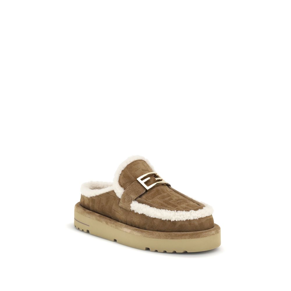 Fendi Beige Leather Après Chic Mules