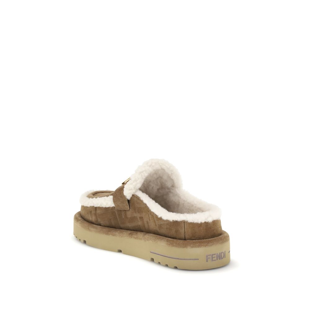 Fendi Beige Leather Après Chic Mules