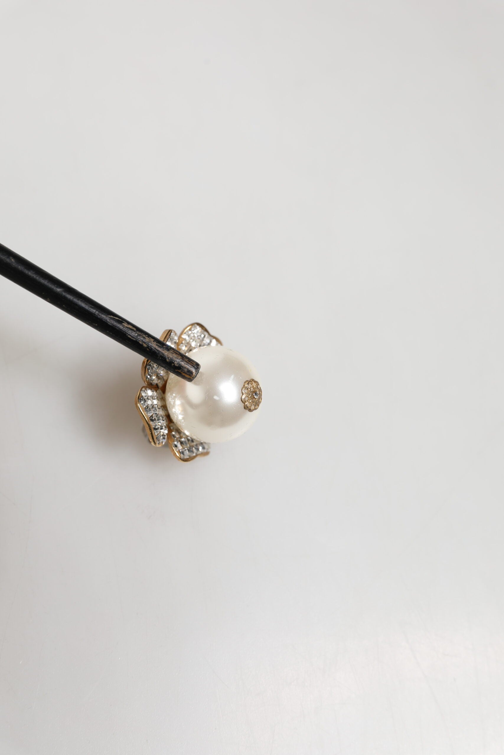 Dolce & Gabbana Gold Tone Maxi Faux Pearl Floral Clip-on Jewelry Earrings