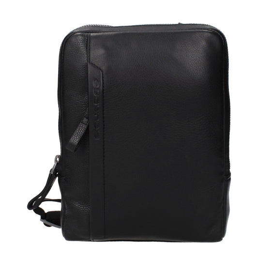 Piquadro Black Leather Crossbody Bag - Stylish and Functional Accessory